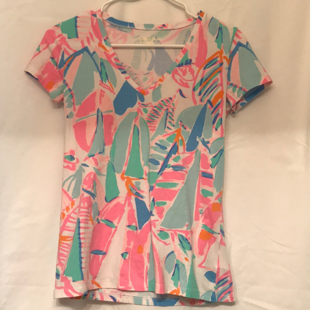 Women’s Lilly Pulitzer shirt